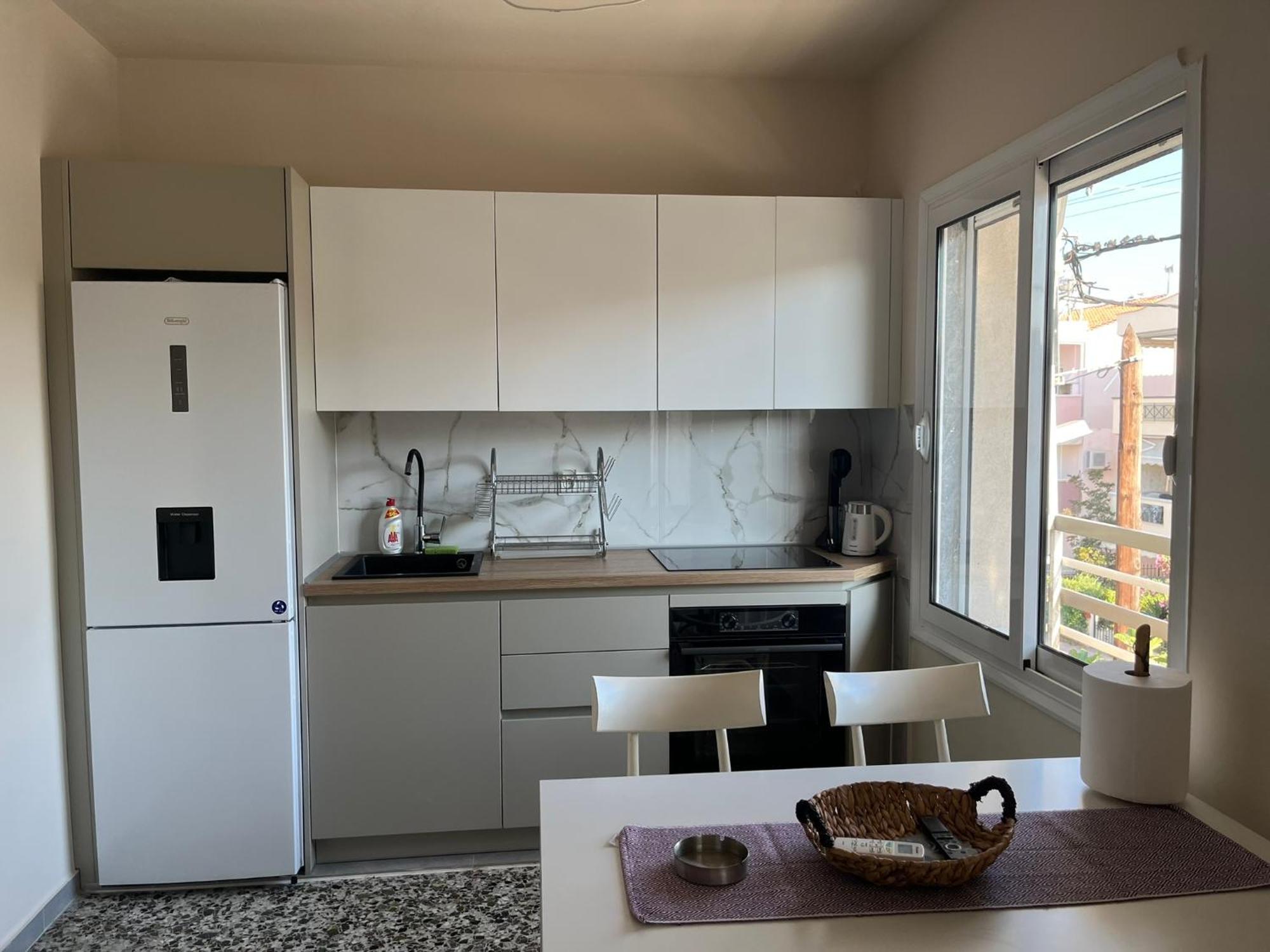 Mz Apartment Néa Péramos 外观 照片