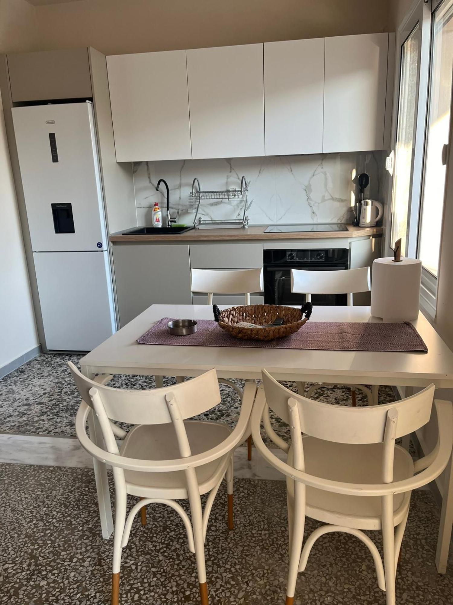 Mz Apartment Néa Péramos 外观 照片